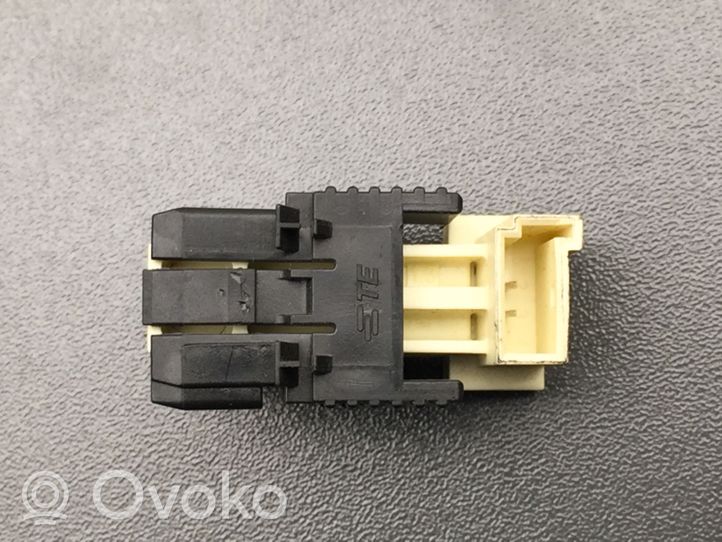 BMW 3 F30 F35 F31 Brake pedal sensor switch 924007602