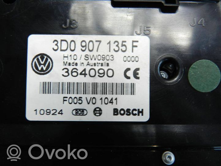Volkswagen Phaeton Etuistuimen valo 3D0907135F