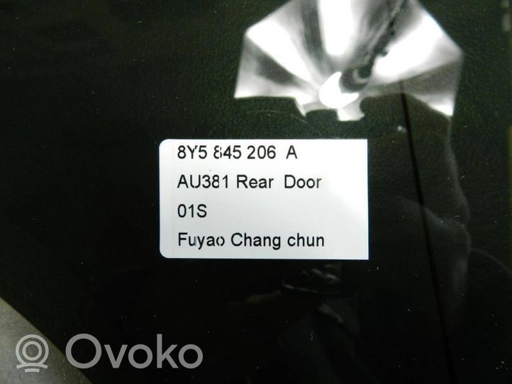 Audi A3 8Y Vetro del finestrino della portiera posteriore 8Y5845206A