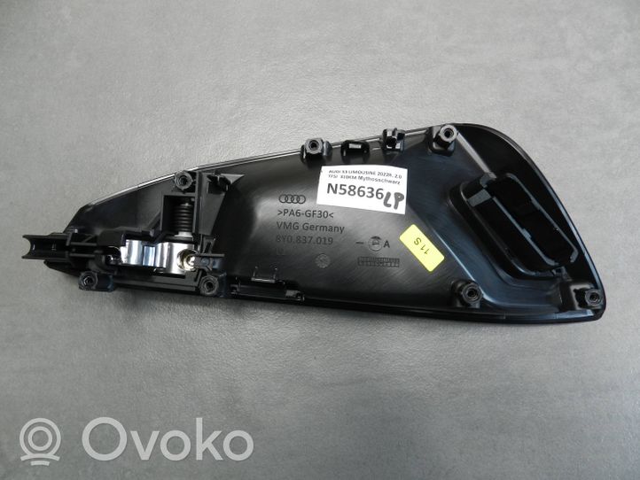 Audi A3 8Y Klamka wewnętrzna drzwi przednich 8Y0837019