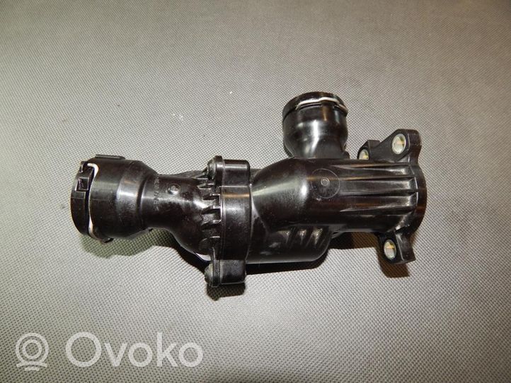 Audi A6 S6 C7 4G Termostato/alloggiamento del termostato 04L121111E