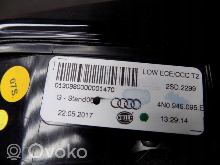 Audi A8 S8 D5 Lampy tylne / Komplet 4N0945095E