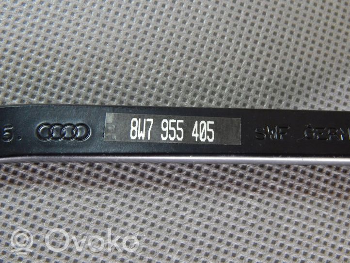 Audi A5 Etupyyhkimen sulan varsi 8W7955405