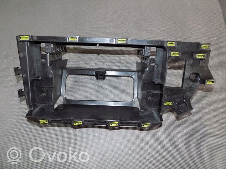 Volkswagen Polo VI AW Kita panelės detalė 2G1858005B