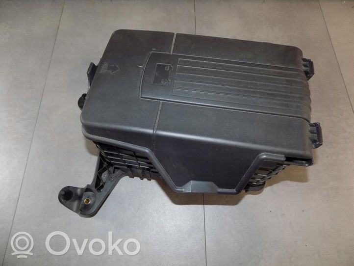 Volkswagen PASSAT CC Vassoio batteria 1K0915333H