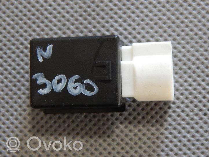 Skoda Fabia Mk3 (NJ) Connecteur/prise USB 5Q0035726B