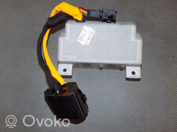 Volkswagen Tiguan Voltage converter/converter module 5N0907155