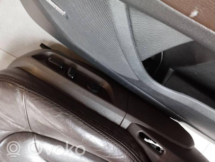 Audi Q7 4L Seat and door cards trim set 