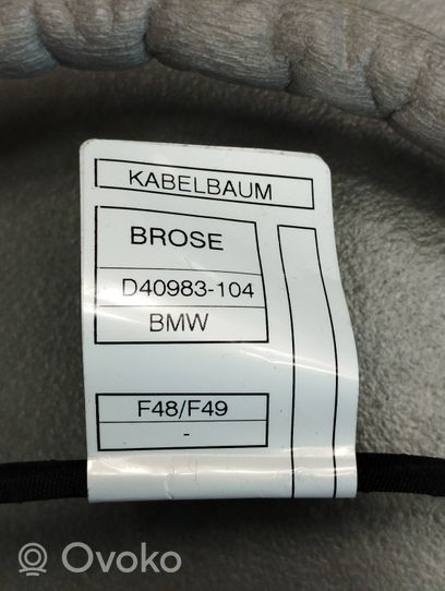 BMW X1 F48 F49 Takaluukun/tavaratilan lukon salvan kiinnike 7357112