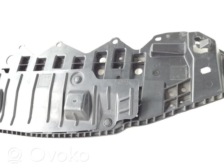 Toyota Yaris Osłona pod zderzak przedni / Absorber 532890D060