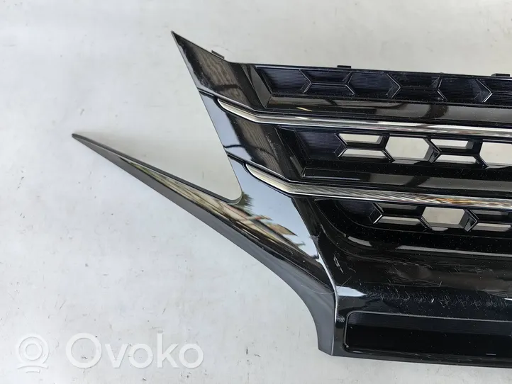 Mitsubishi Space Star Grille calandre supérieure de pare-chocs avant 7450B351