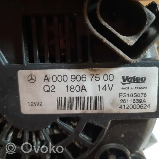 Mercedes-Benz E W212 Generatore/alternatore 0009067500