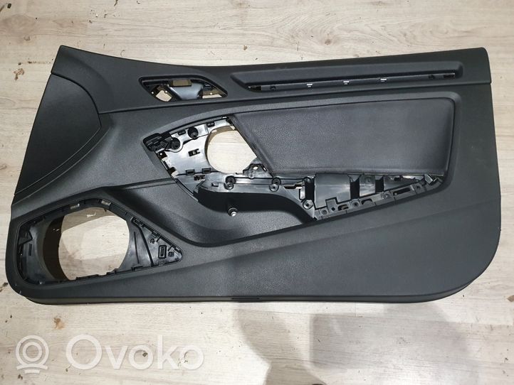 Audi A3 S3 8V Revestimiento de puerta delantera 8V7