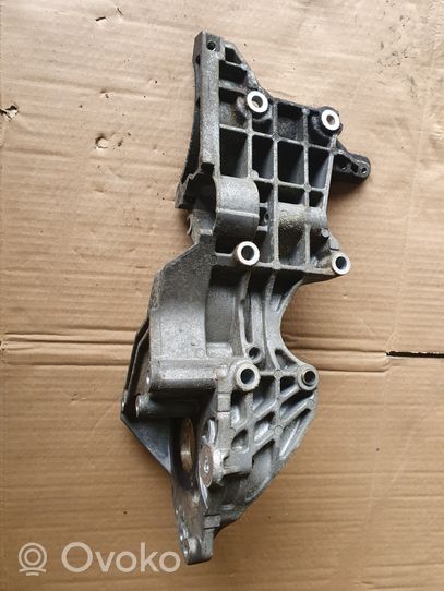 Volkswagen Amarok Halterung Lichtmaschine 03L903143Q