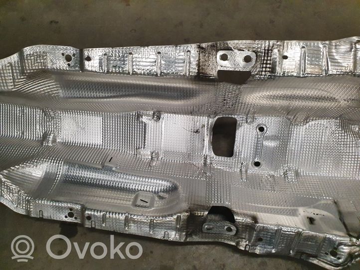 Audi A3 S3 8V Vidurinė dugno apsauga 5Q0825662AF