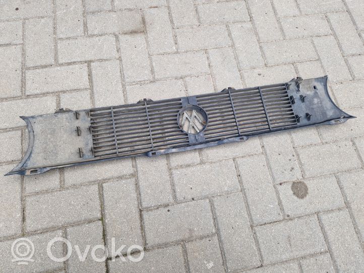 Volkswagen Golf I Front bumper upper radiator grill 171853653