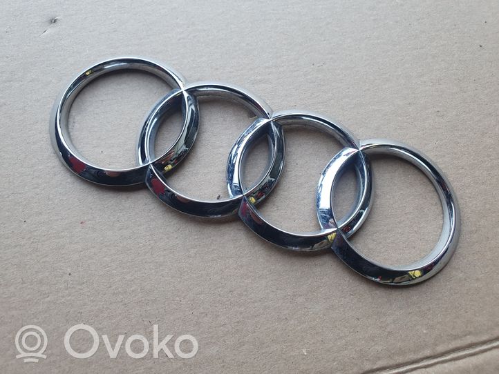 Audi RS3 Emblemat / Znaczek tylny / Litery modelu 8T0853742D