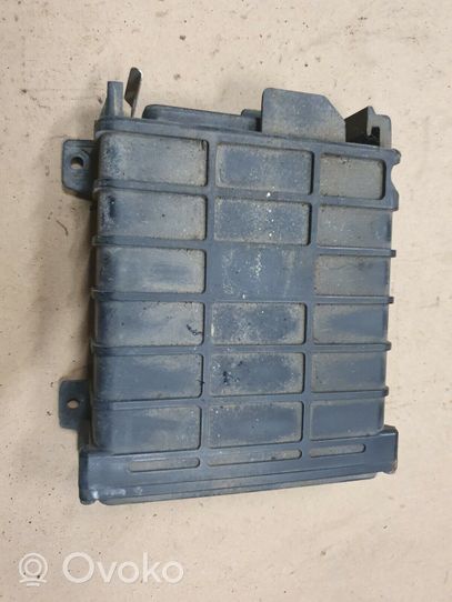 Volkswagen Corrado Calculateur moteur ECU 811907384B