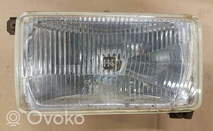 Volkswagen Jetta I Headlight/headlamp 161941017