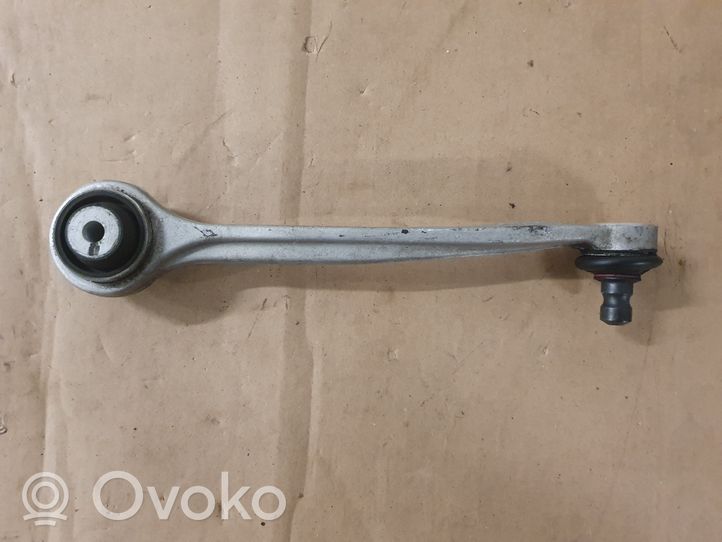 Audi A4 S4 B9 Triangle bras de suspension inférieur avant 8W0407505D