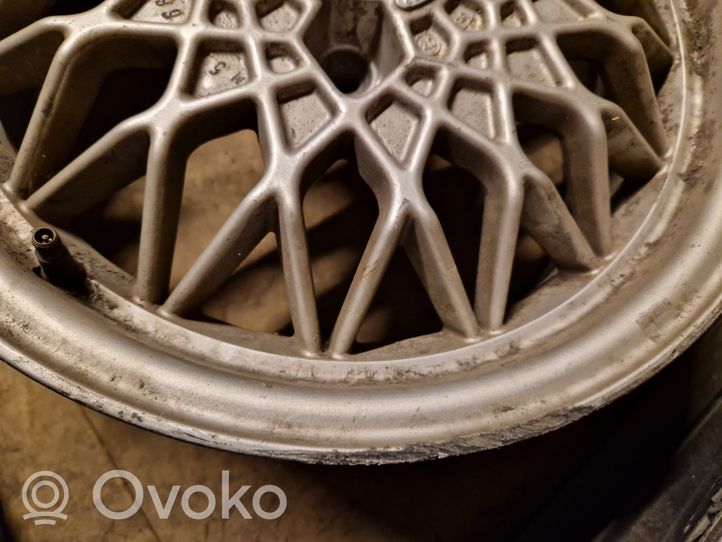 Volkswagen Golf II Koło zapasowe R15 KBA40638