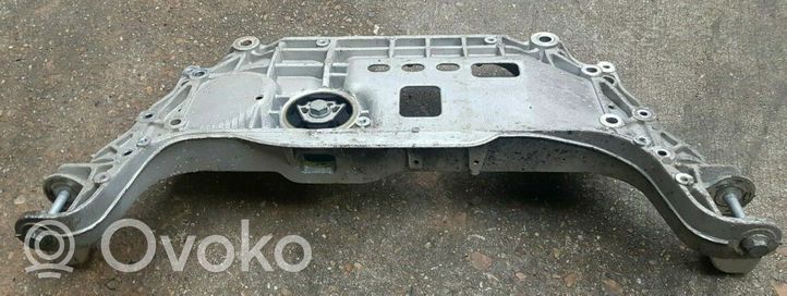 Audi Q3 8U Etuapurunko 7N0199369B