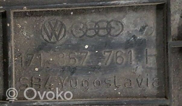 Volkswagen Golf I Maskownica głośnika półki tylnej bagażnika 171867761H