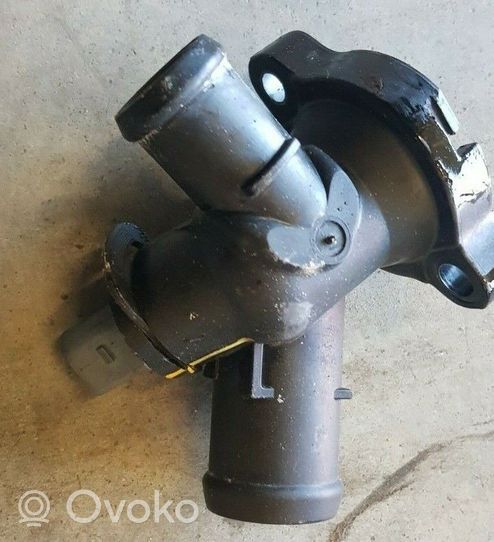 Audi RS3 Termostat / Obudowa termostatu 07K121133E