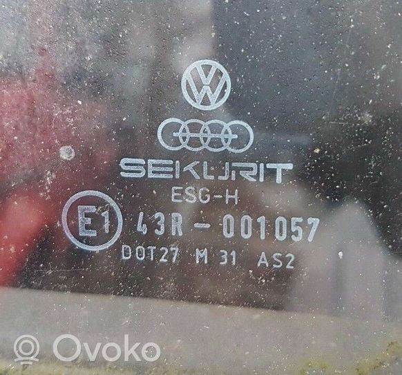 Volkswagen Scirocco Finestrino/vetro deflettore anteriore (coupé) 533845251