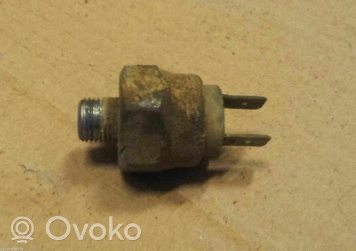 Volkswagen Golf I Sensor Bremspedal 113945515H