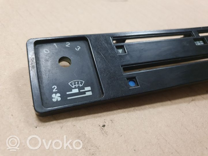 Volkswagen Golf I Climate control/heater control trim 161919383