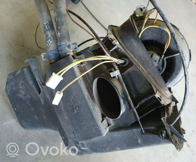 Volkswagen Golf I Climate control unit 171819015E