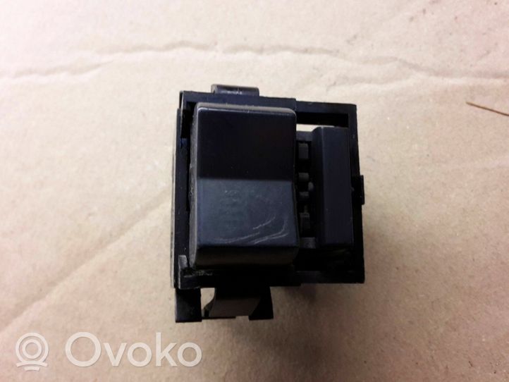 Volkswagen Golf I Light switch 171941531C