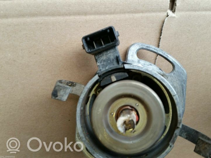 Volkswagen Corrado Spark distributor 051905205