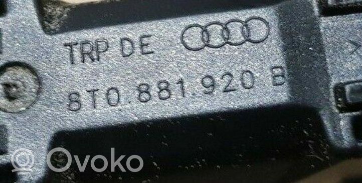 Audi A3 S3 8V Istuimen selkänojan säätövipu/-kahva 8T0881920B