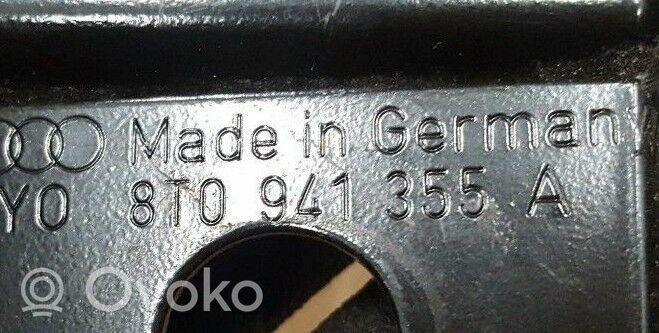 Audi A4 S4 B8 8K Priekinio žibinto detalė 8T0941355A