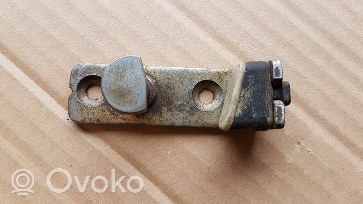 Volkswagen Golf I Tailgate/trunk/boot lock/catch/latch 171827511B