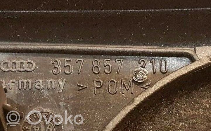 Volkswagen PASSAT B3 Sivukaiuttimen suoja 357857210