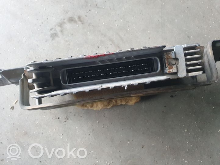 Volkswagen Golf II ABS valdymo blokas 357907379