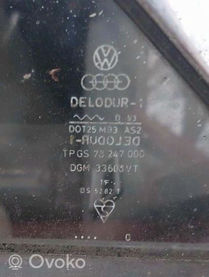 Volkswagen PASSAT Fenêtre latérale avant / vitre triangulaire (4 portes) 831845116