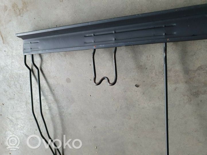 Volkswagen Jetta I Seat frame 161885705