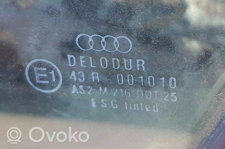 Audi 80 90 B2 Takasivuikkuna/-lasi 813845302E