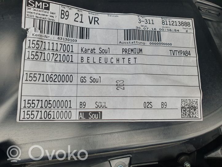 Audi A4 S4 B9 Boczki / Poszycie drzwi przednich 8W0867118A