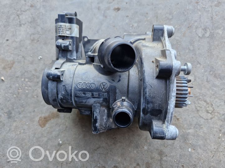 Audi A3 S3 8V Vesipumppu 06L121111M