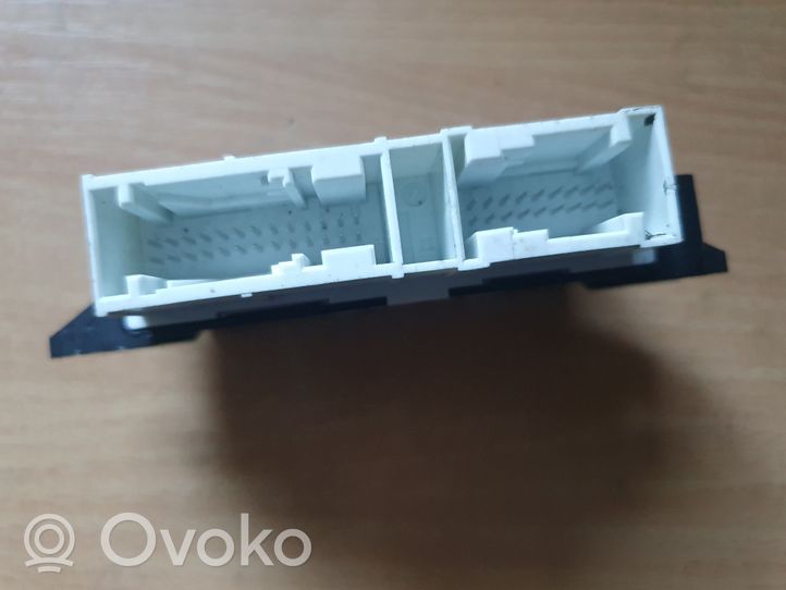 Audi Q3 F3 Pysäköintitutkan (PCD) ohjainlaite/moduuli 5QA919283E