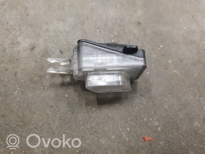 Audi A5 Lampka zewnętrzna przedniej klamki 8W0947133