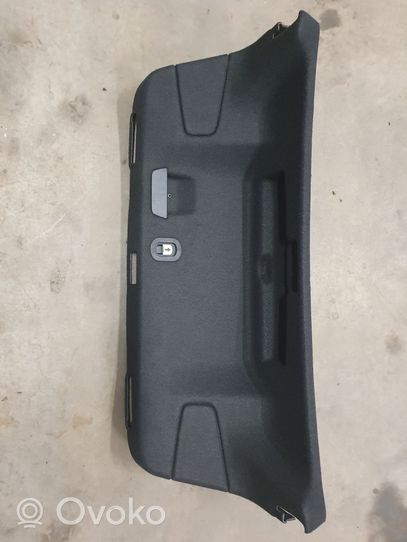 Audi A3 S3 8V Tailgate/boot cover trim set 8V5867975C