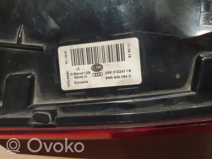 Audi A4 S4 B9 Takaluukun takavalot 8W5945094D