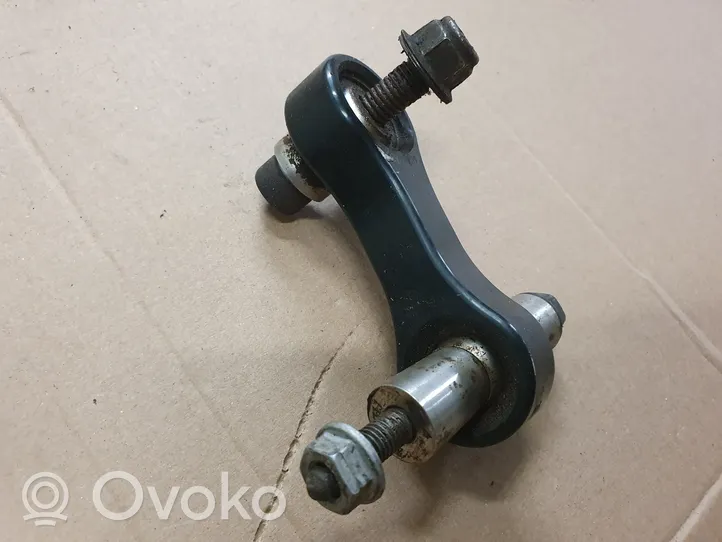 Audi RS3 Galinė stabilizatoriaus traukė 5Q0505465A