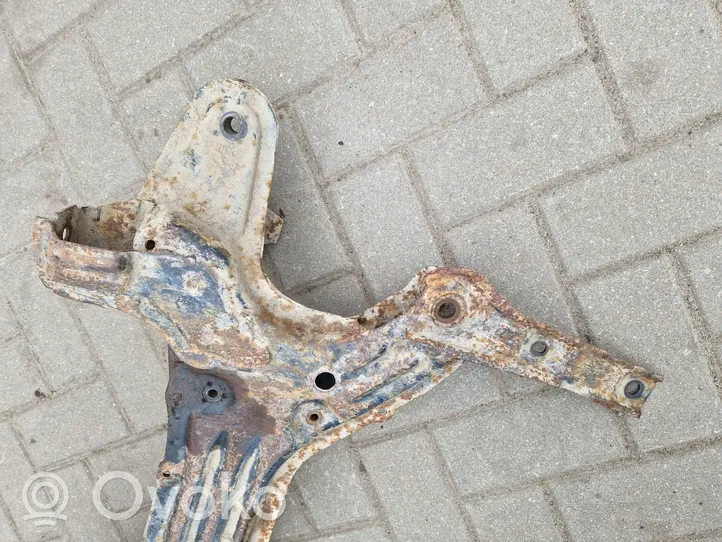 Volkswagen Golf III Front subframe 1H0199315